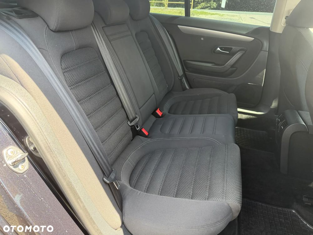 Volkswagen Passat 1.8 TSI Sportline - 15