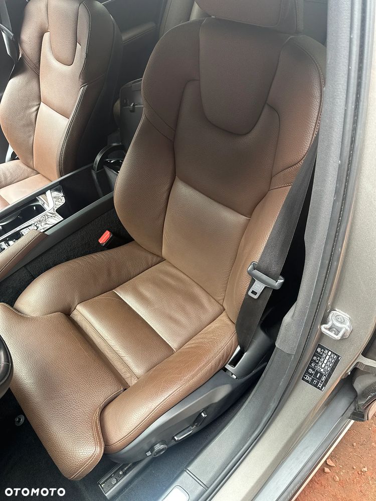 Volvo V90 Cross Country - 19