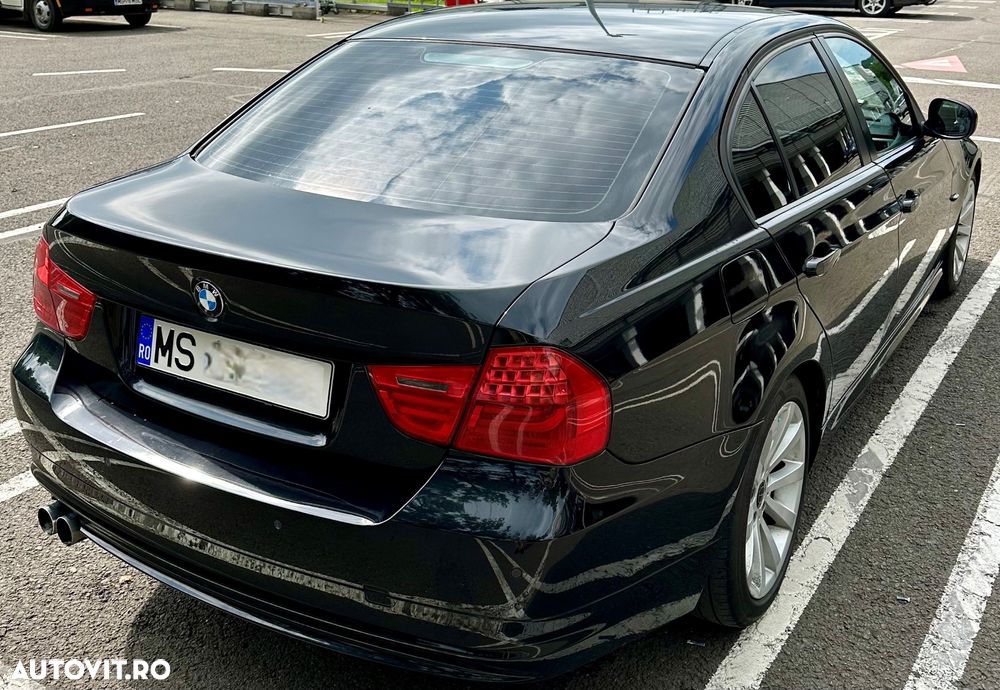 BMW Seria 3 320d - 5