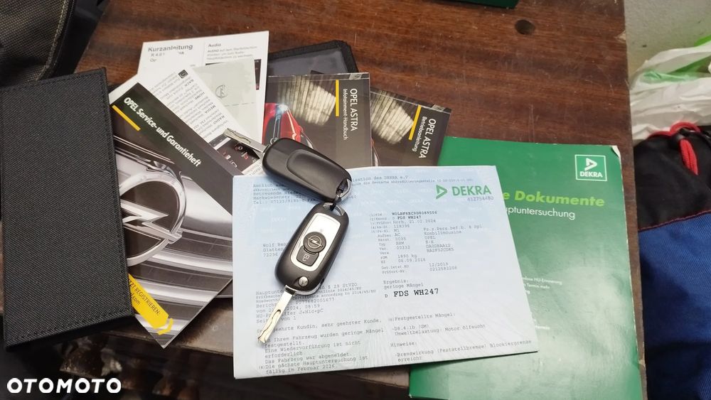 Opel Astra 1.4 Turbo Edition - 9