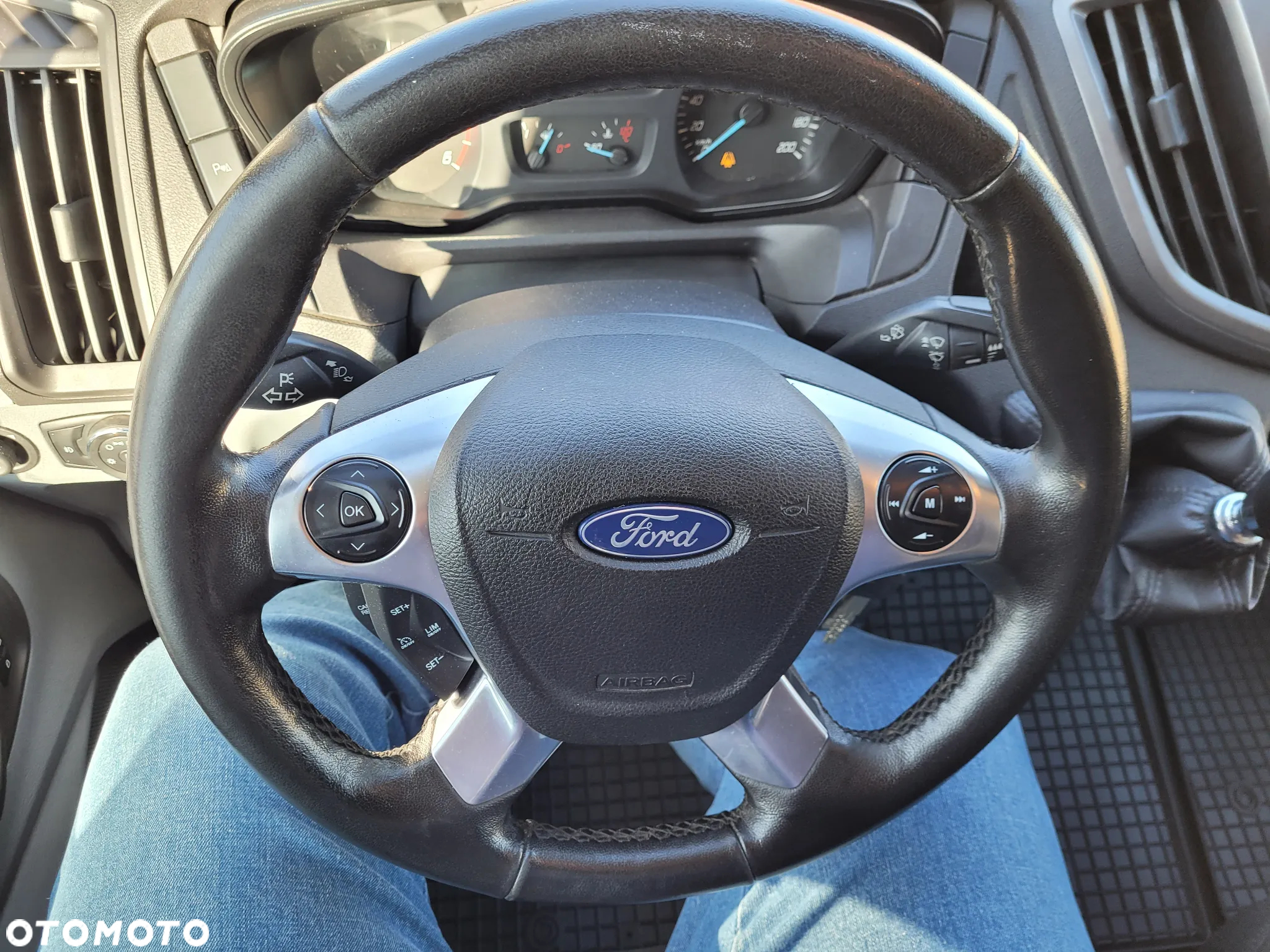 Ford Transit - 21