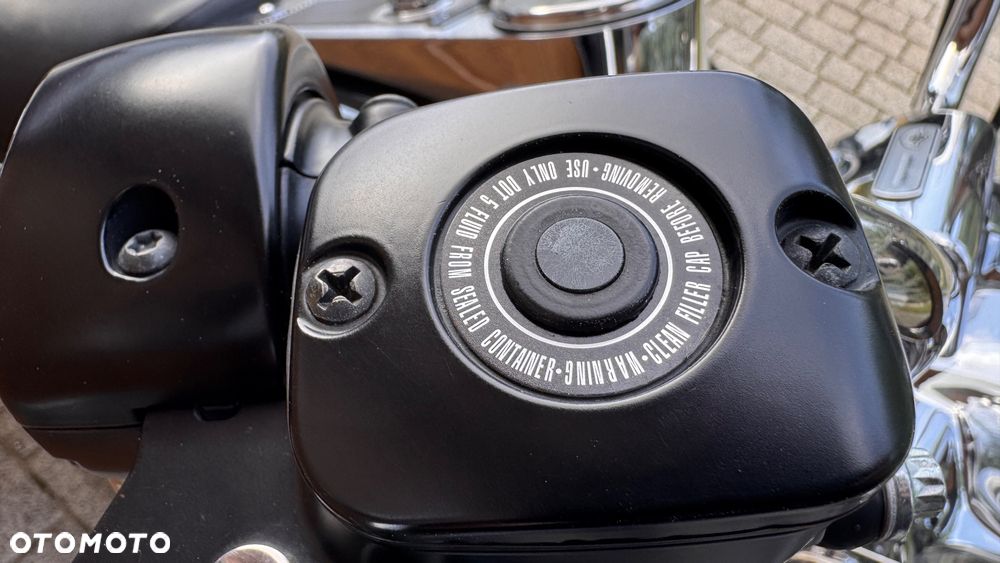 Harley-Davidson Touring Road King - 14