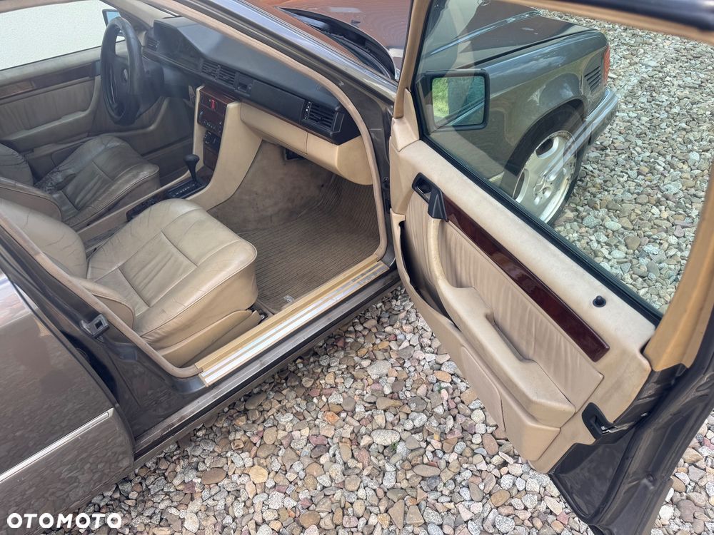Mercedes-Benz W124 (1984-1993) - 14