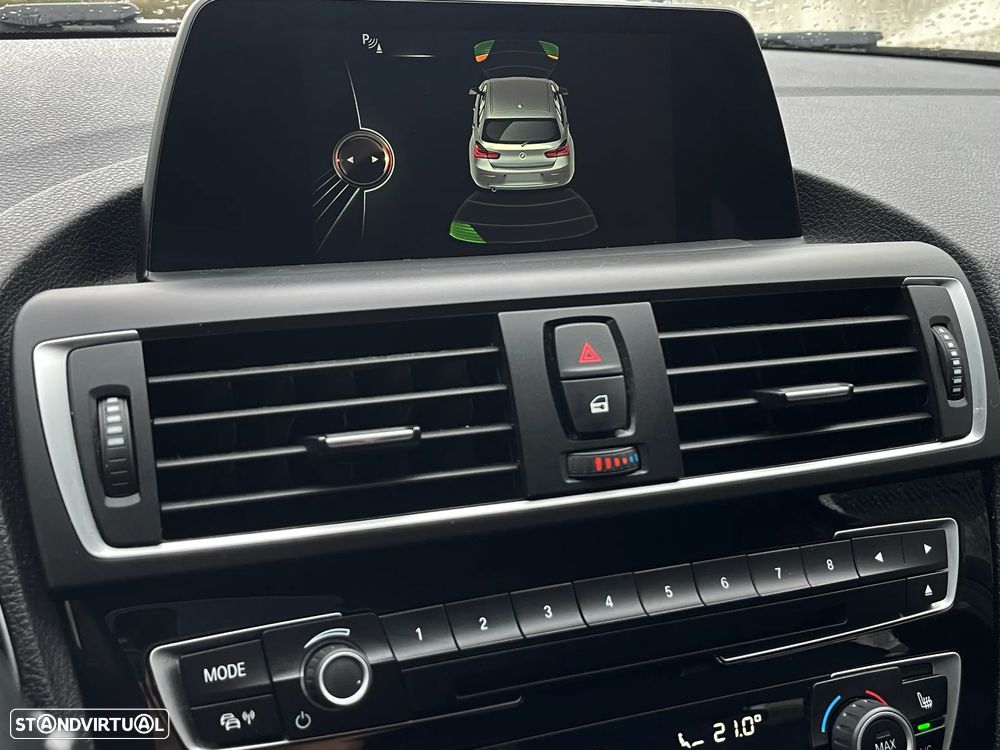 BMW 116 d Aut. Sport Line - 32