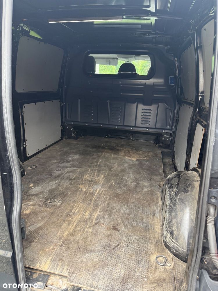 Mercedes-Benz Vito - 5