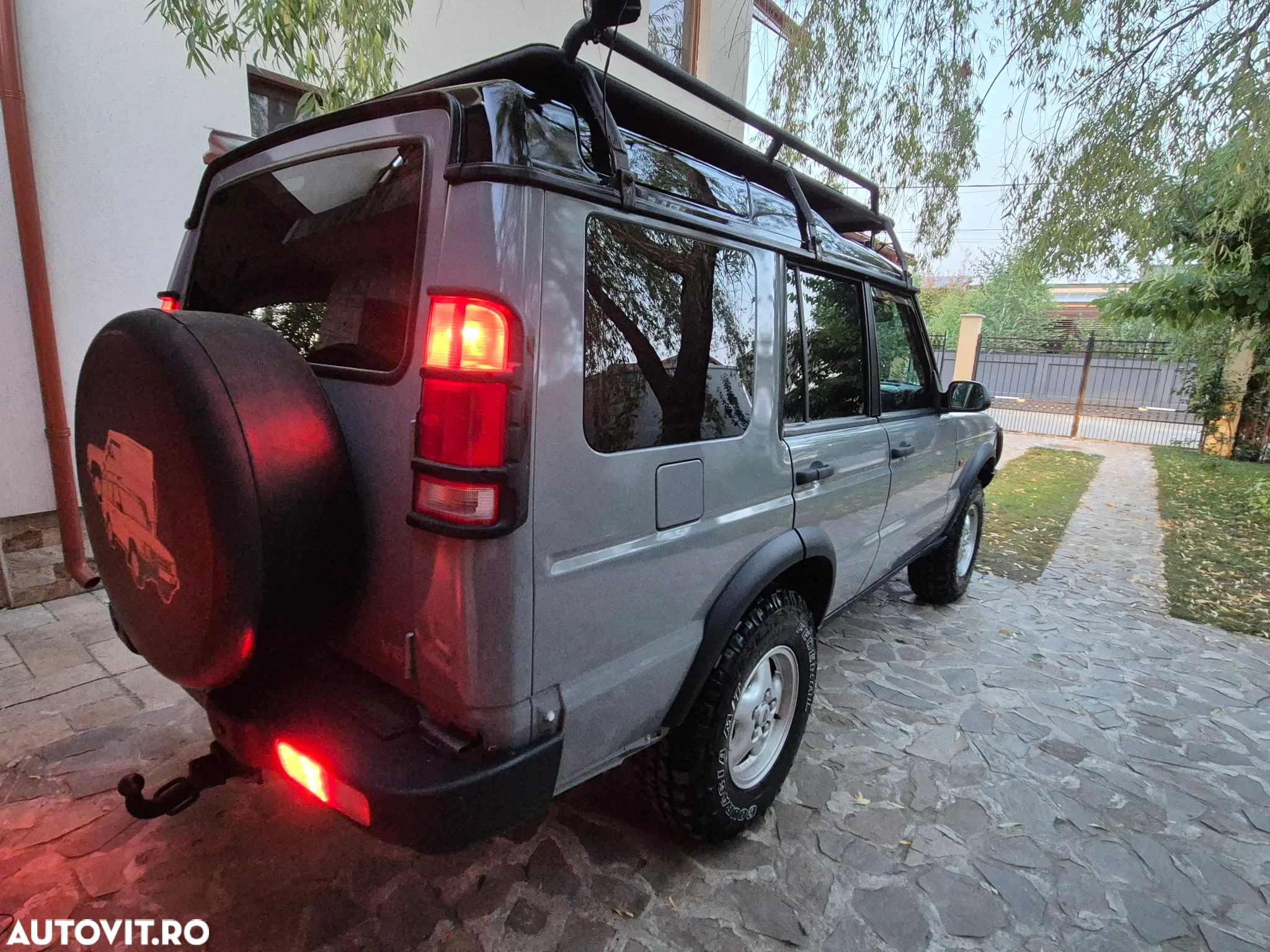 Land Rover Discovery - 10