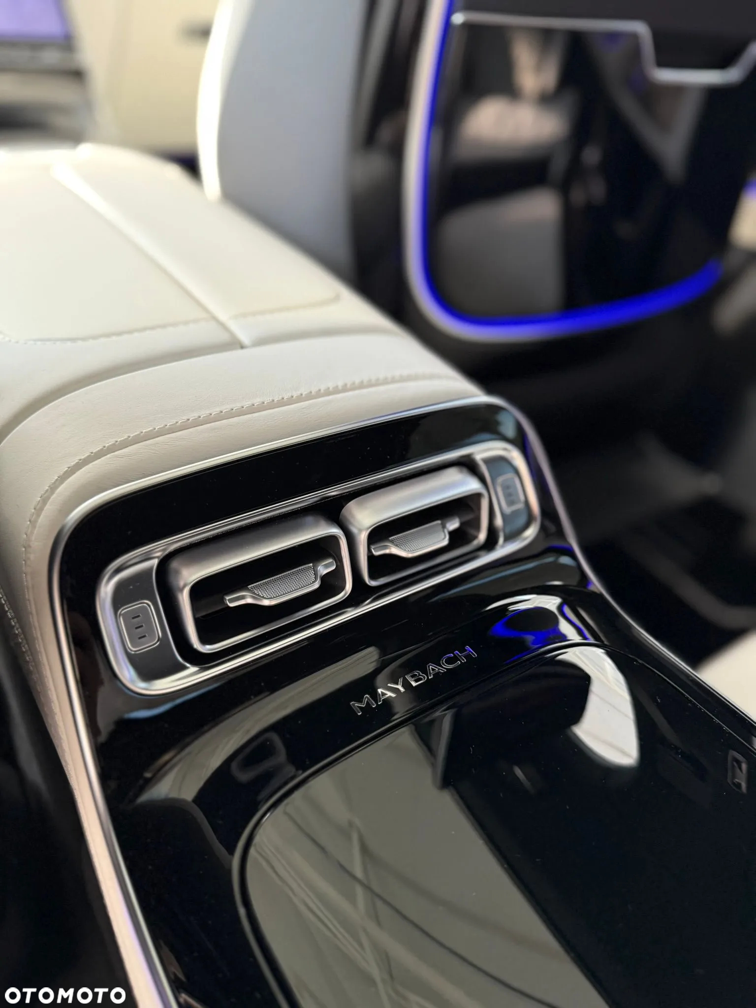 Mercedes-Benz Maybach Klasa S 680 4-Matic - 21
