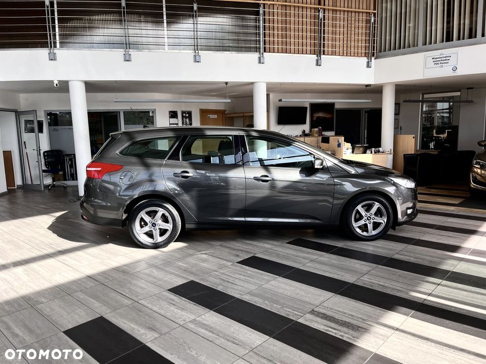 Ford Focus - 28