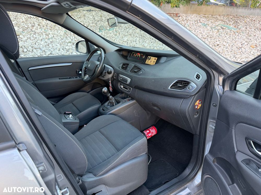 Renault Grand Scenic 1.5 dCi Privilege - 7