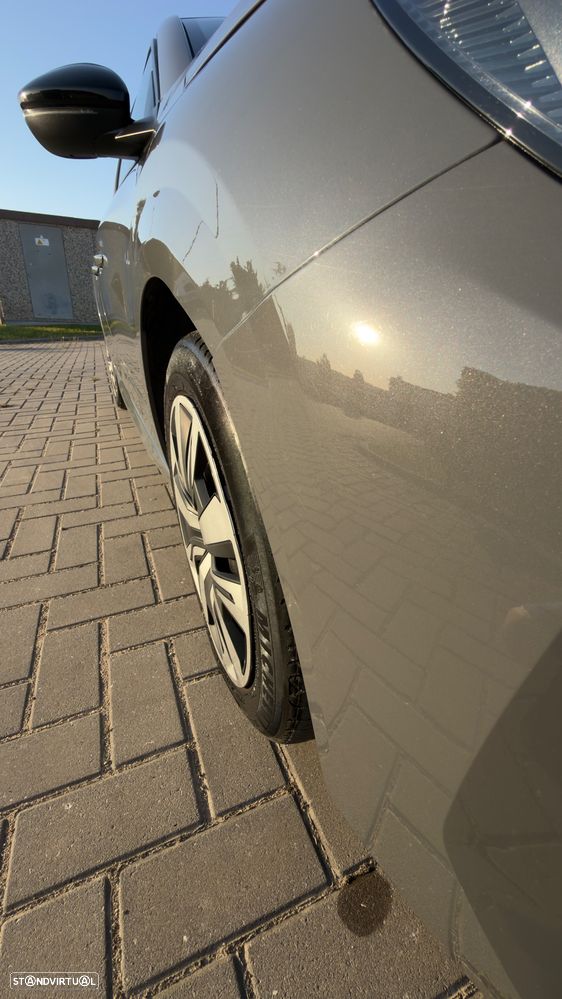 Peugeot 208 1.2 PureTech Active - 6