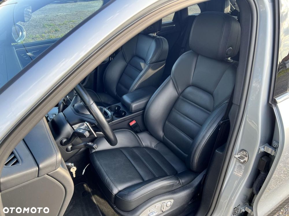 Porsche Macan - 13