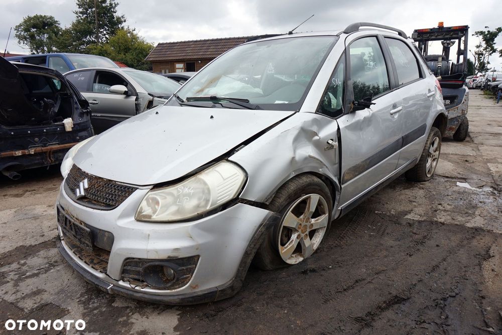 SUZUKI SX4 LIFT HB 2013 ZCC 2.0 DDIS D20AA 135KM 2WD SREBRNY na części - 1