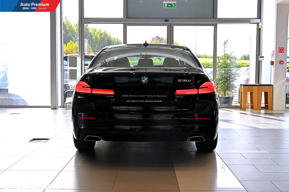 BMW Seria 5 530i - 17