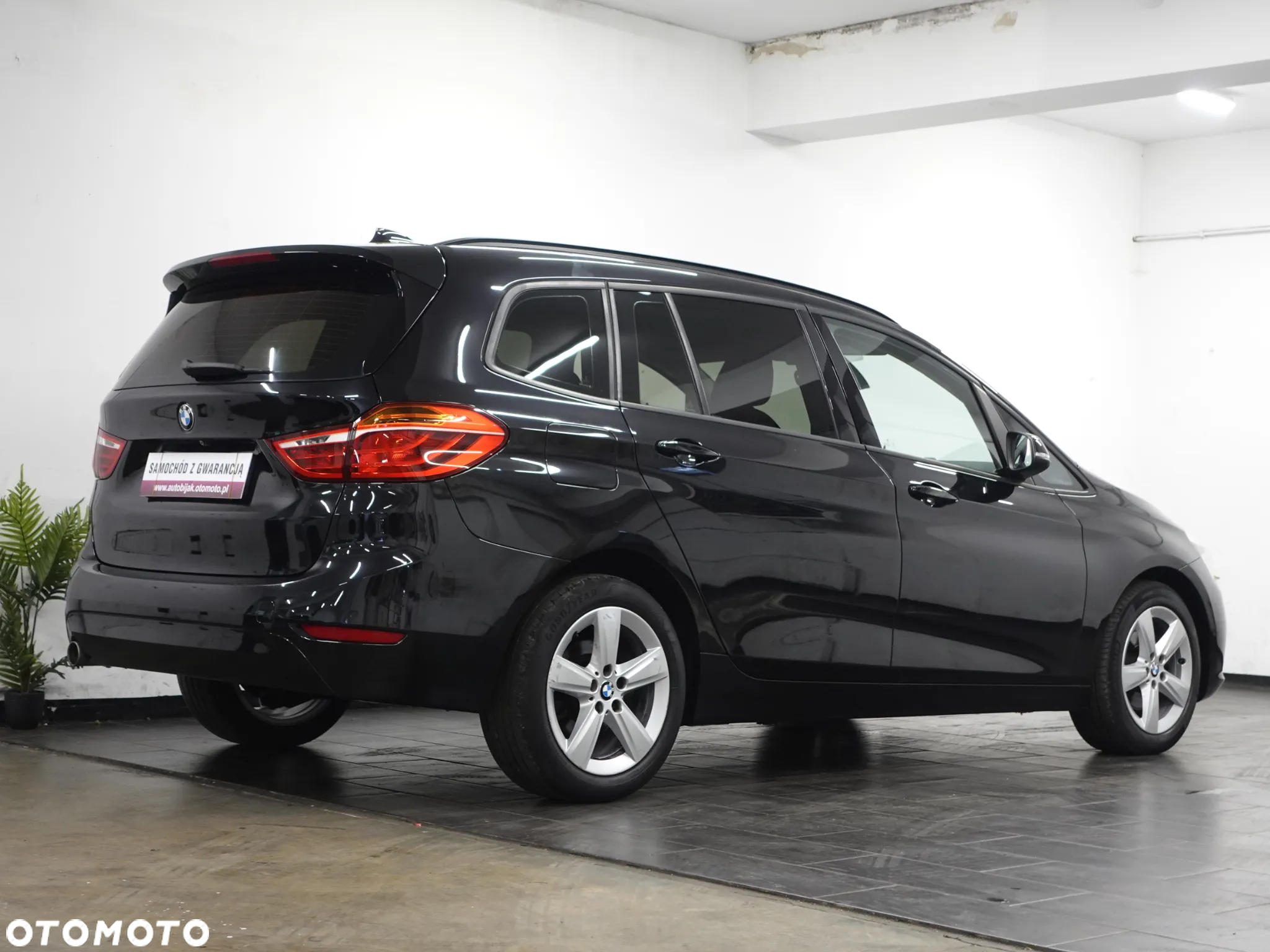 BMW Seria 2 218d Gran Tourer Advantage - 10