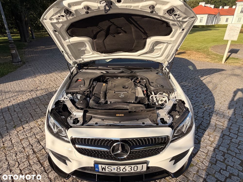 Mercedes-Benz Klasa E 300 9G-TRONIC - 31