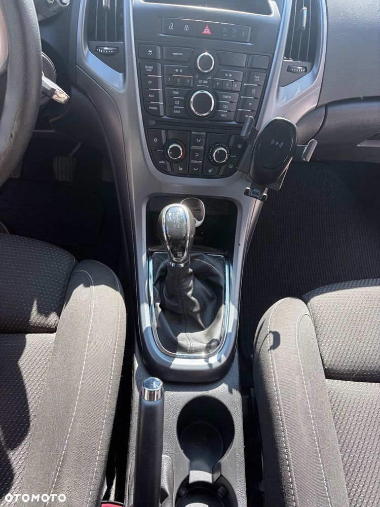 Opel Astra 1.6 - 12