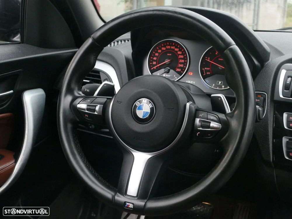 BMW 220 d Cabrio Pack M Auto - 30