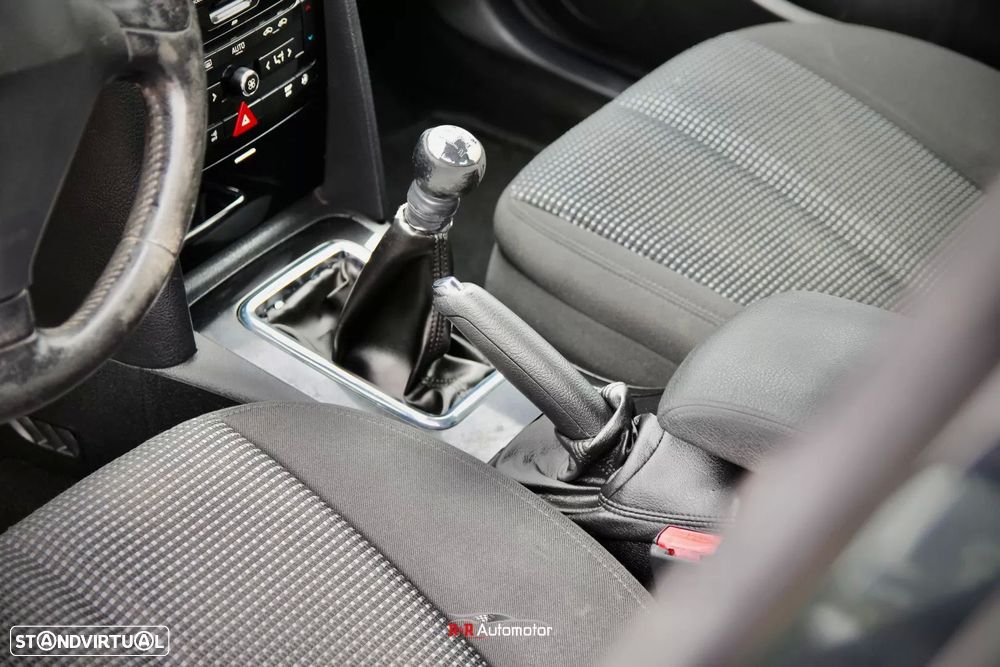 Peugeot 407 1.6 HDi Premium - 18