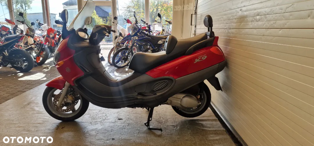 Piaggio X9 - 9