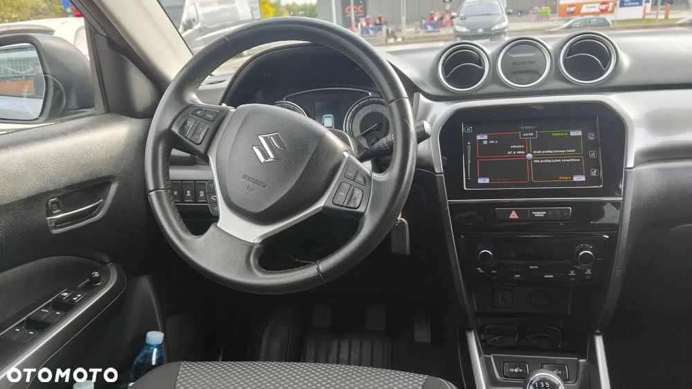 Suzuki Vitara 1.4 Boosterjet Premium 2WD - 9