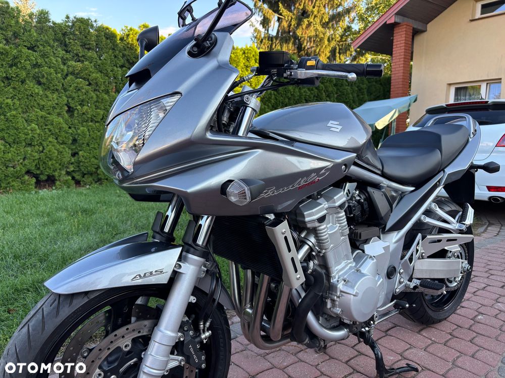 Suzuki Bandit - 28