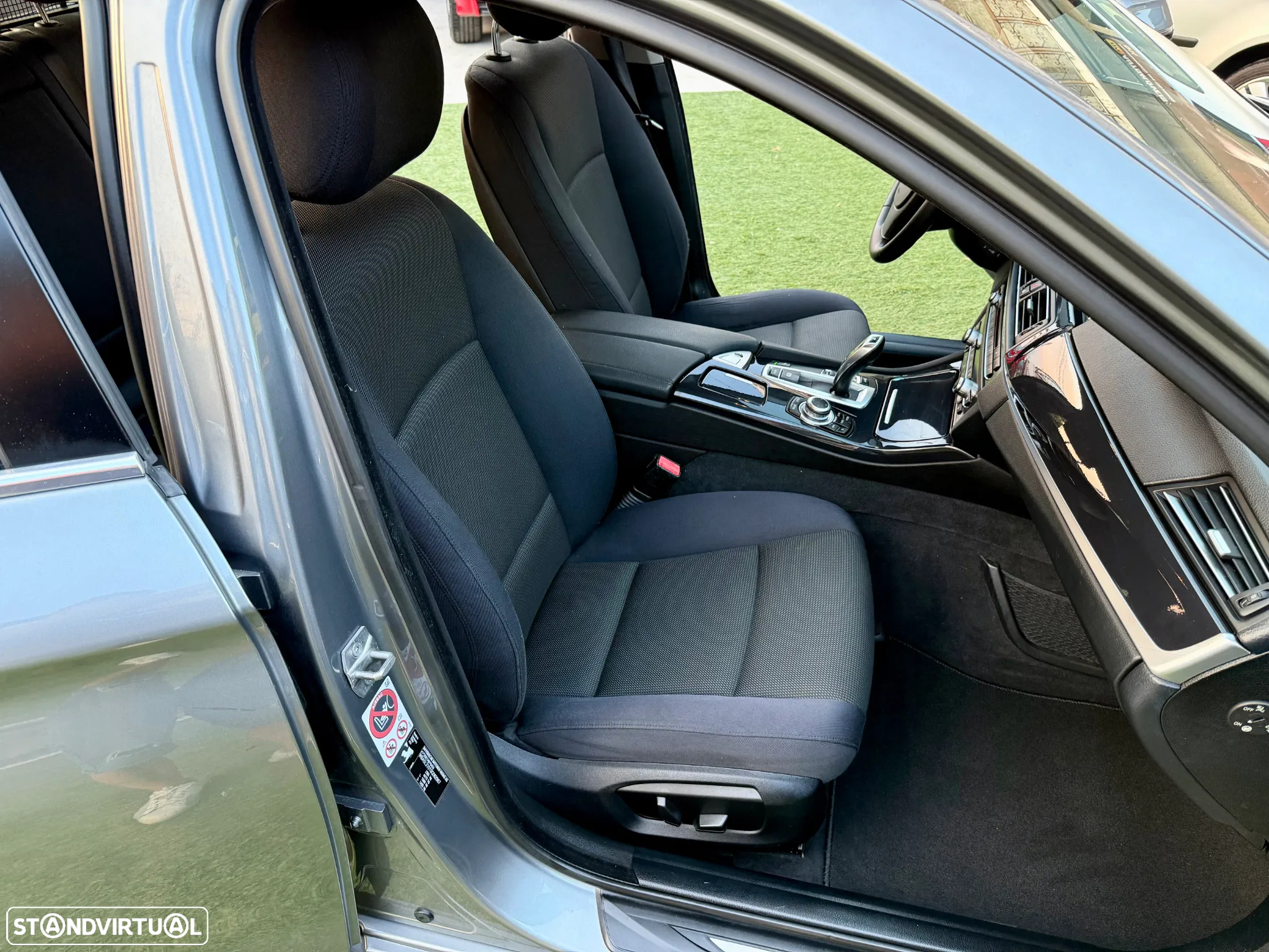 BMW 520 d Auto - 43