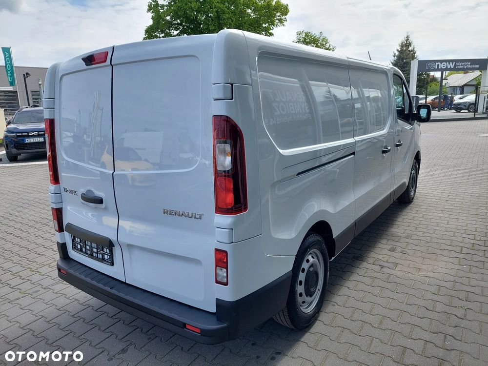Renault Trafic L2H1 2.0 dCi 130KM - 6