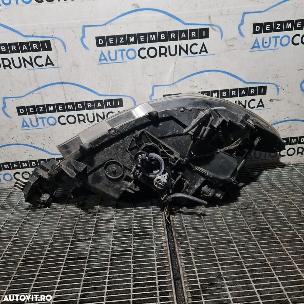 Far Stanga Mazda CX - 5 2012 - 2015 SUV 4 Usi (1319) Xenon - 2