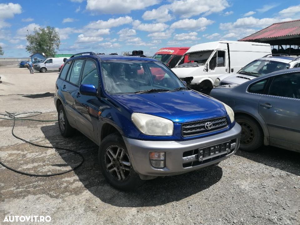 Dezmembrez Toyota Rav 4 2.0i - 1