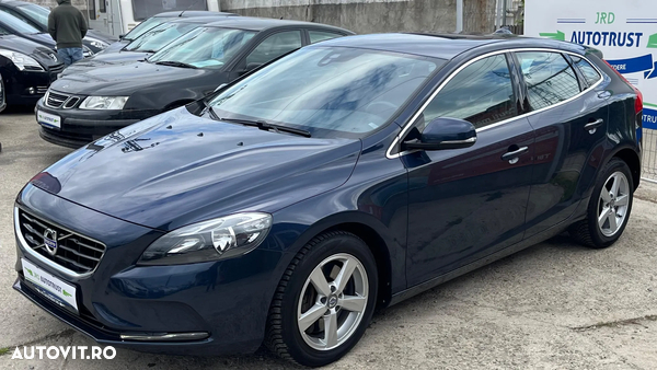 Volvo V40 D4 Summum