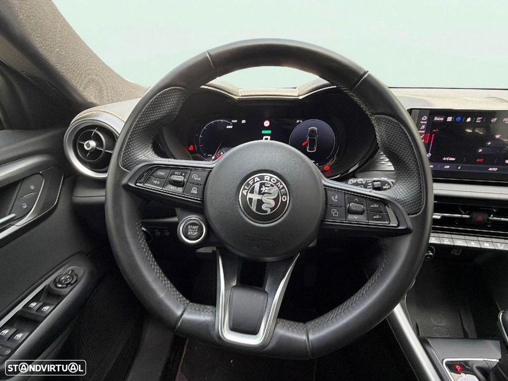 Alfa Romeo Tonale 1.3 Plug-In Hybrid Sprint e-AWD - 9