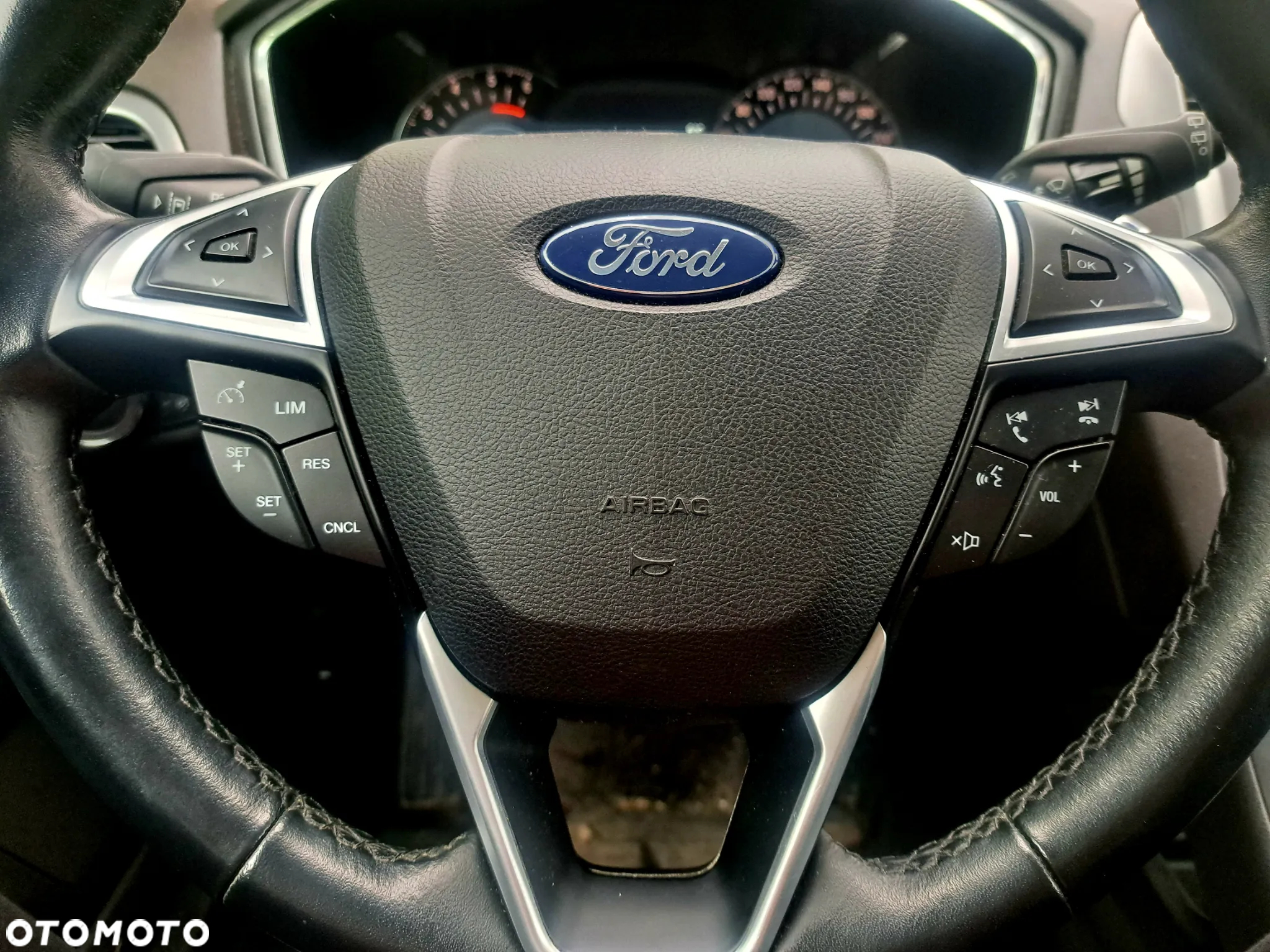 Ford Mondeo 2.0 TDCi Titanium - 17