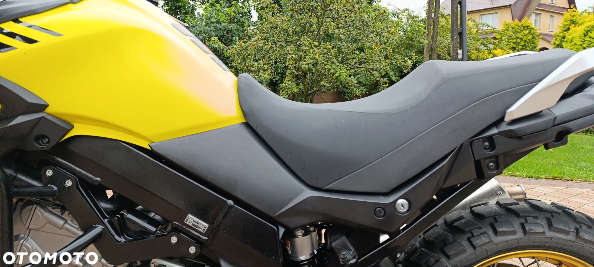 Suzuki V-STROM - 34