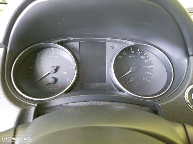 Nissan Qashqai 1.5 dCi N-Connecta - 14