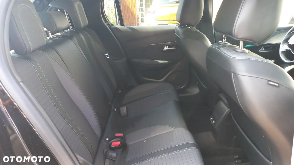Peugeot 208 1.2 PureTech Allure Pack S&S EAT8 - 16