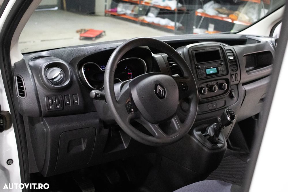 Renault Trafic - 20