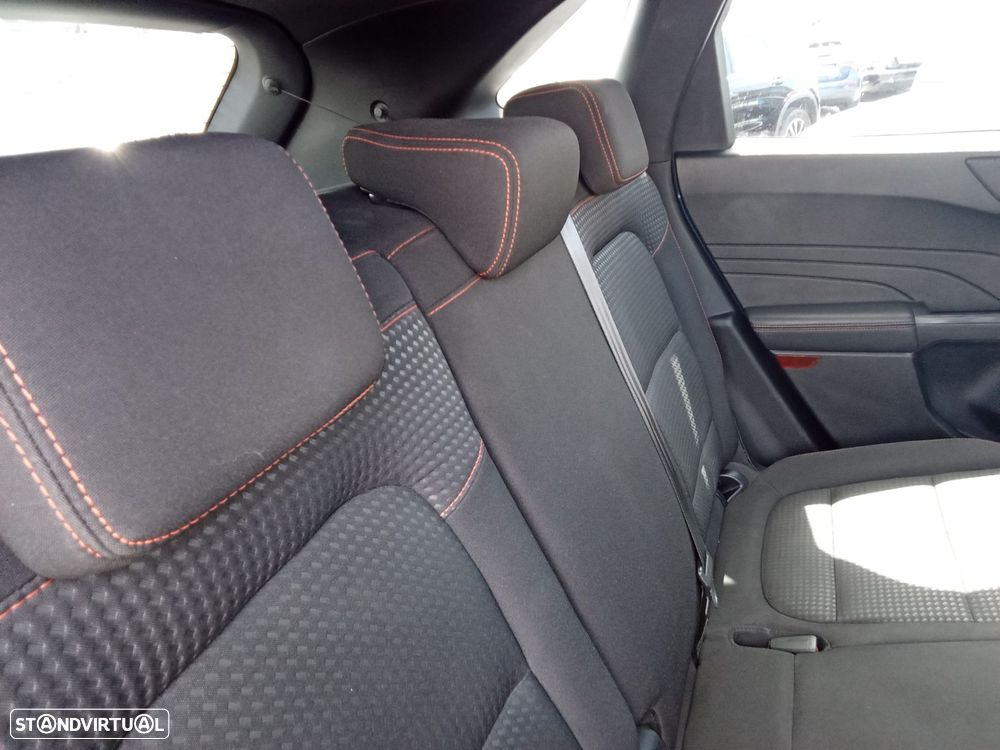 Ford Kuga 1.5 EcoBoost ST-Line - 23