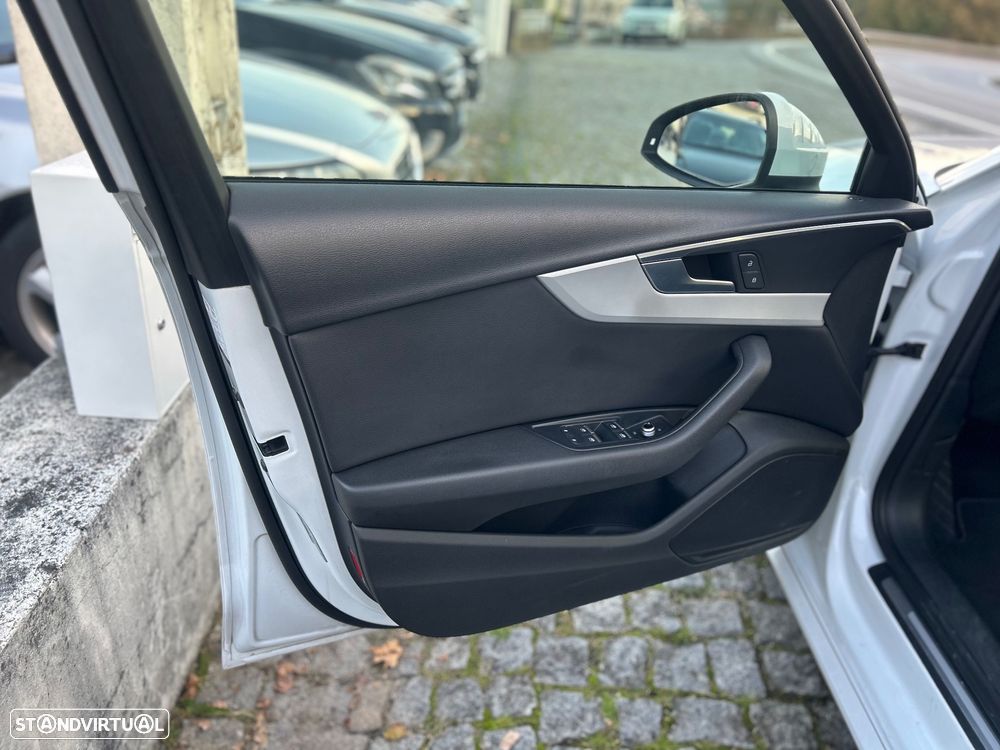 Audi A4 Avant 2.0 TDI multitronic S-line - 3