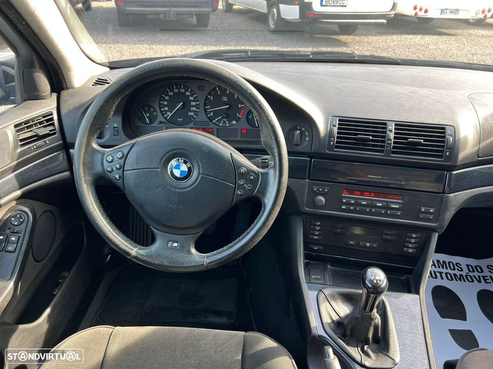 BMW 520 - 22