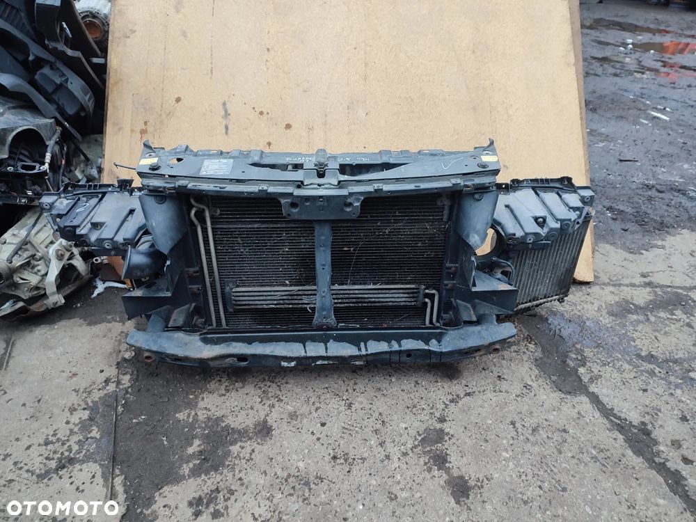 VW Touareg I 1 7L wzmocnienie pas komplet 2.5 TDI