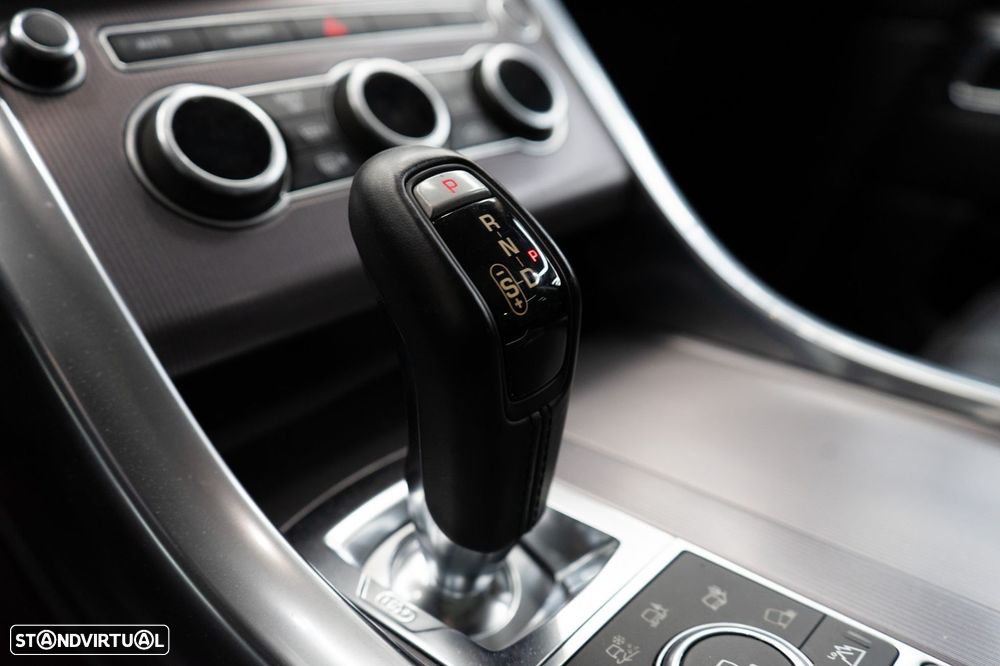 Land Rover Range Rover Sport 2.0 SD4 HSE - 32