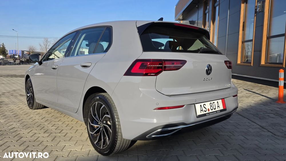 Volkswagen Golf Standard - 30