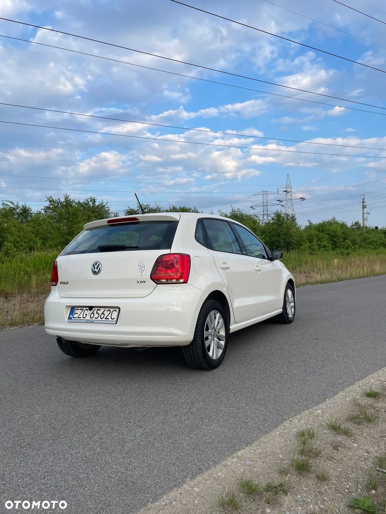 Volkswagen Polo 1.6 TDI DPF Highline DSG - 8
