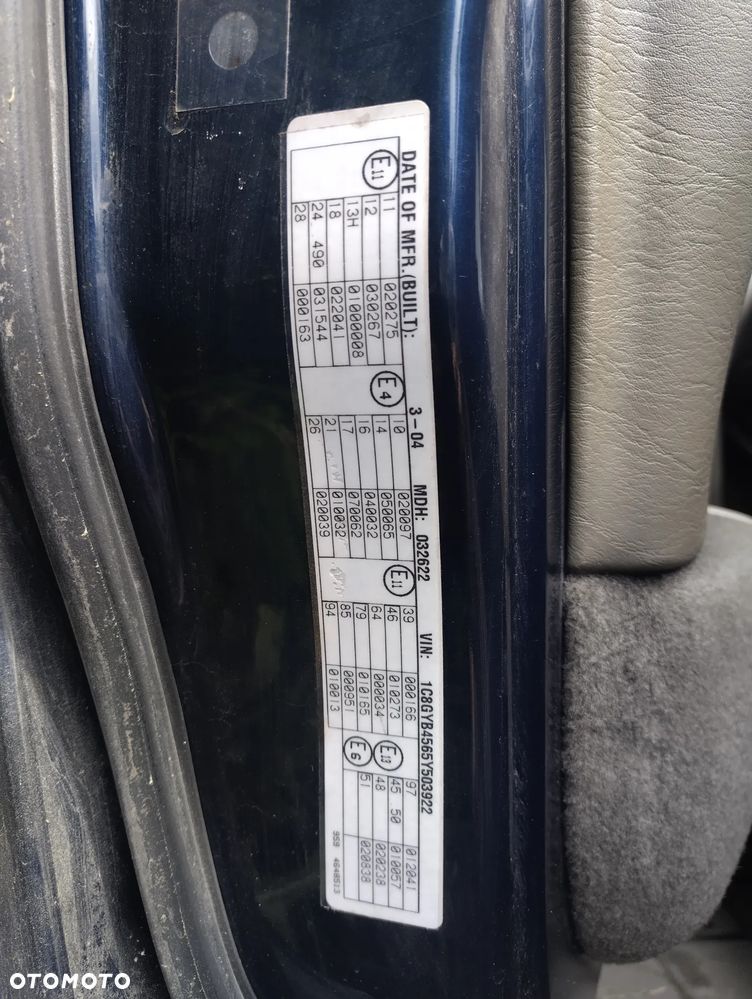 Chrysler Grand Voyager 2.8 CRD LX - 16
