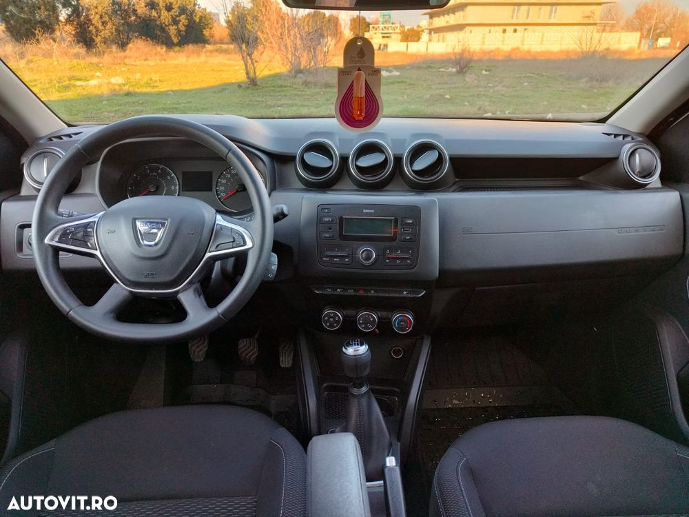 Dacia Duster 1.5 dCi 4WD Comfort - 8