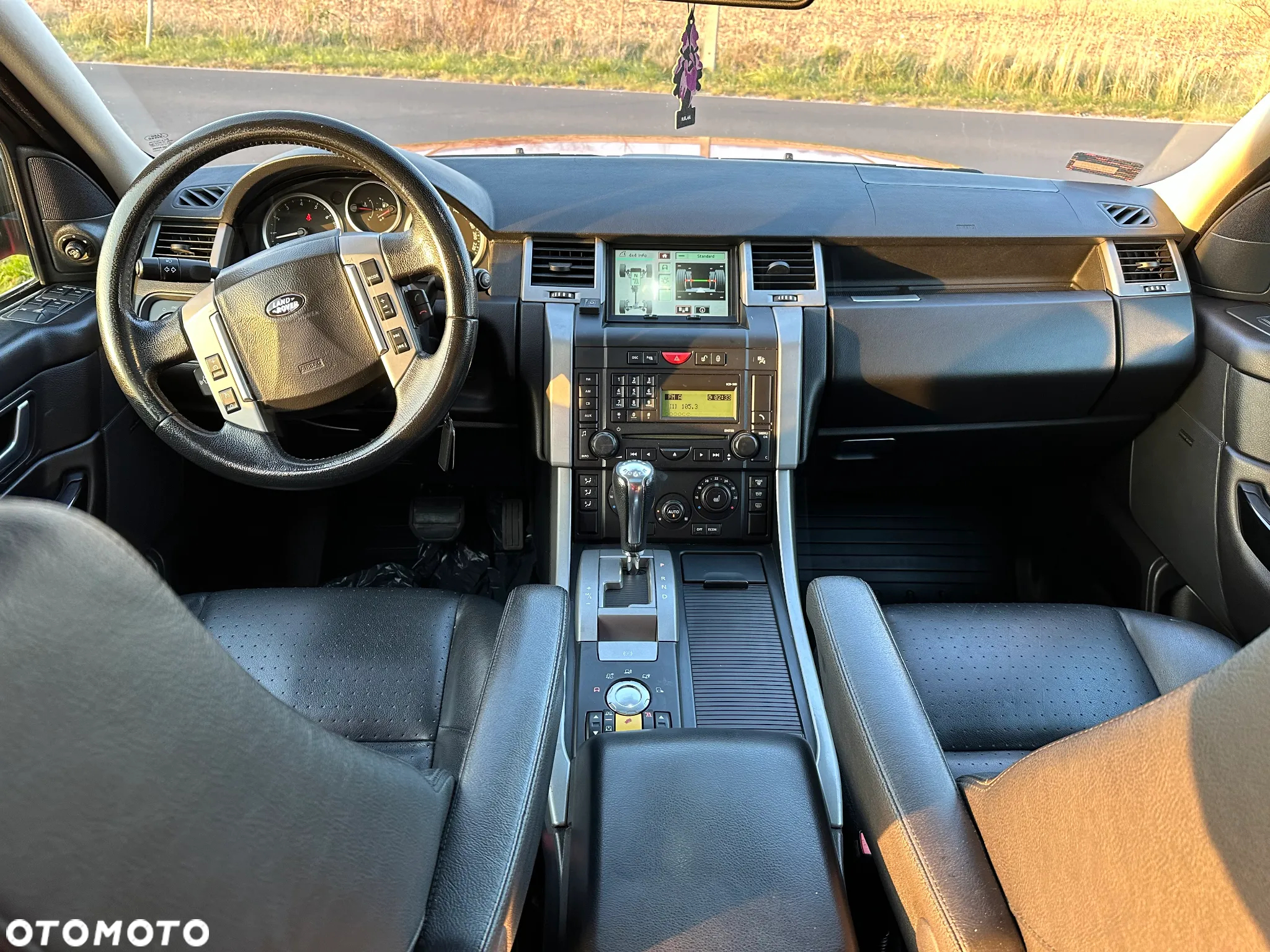 Land Rover Range Rover - 27