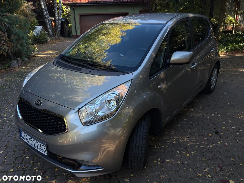 Kia Venga 2015 photo 2