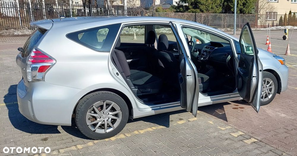 Toyota Prius+ (Hybrid) Comfort - 16