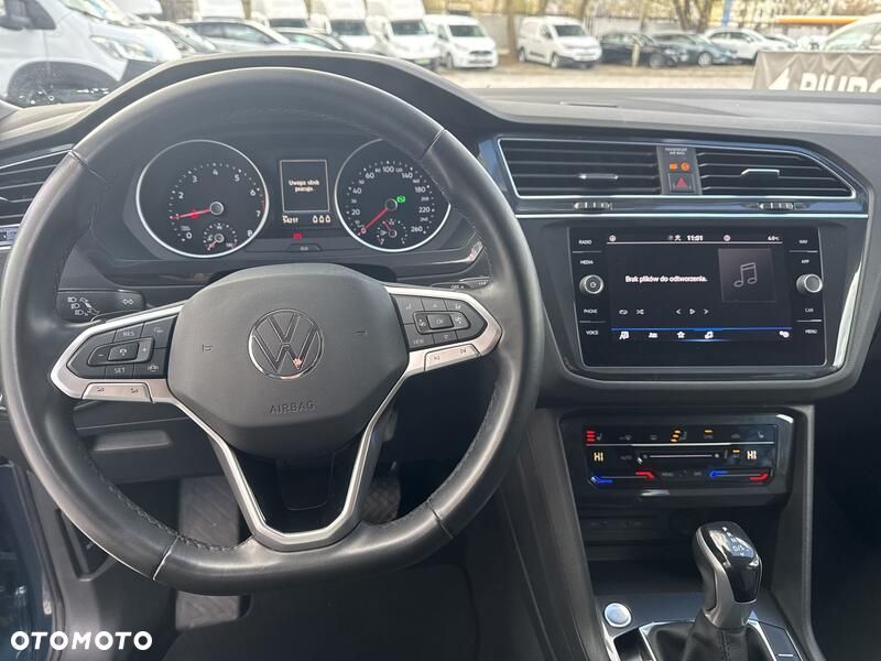 Volkswagen Tiguan - 18