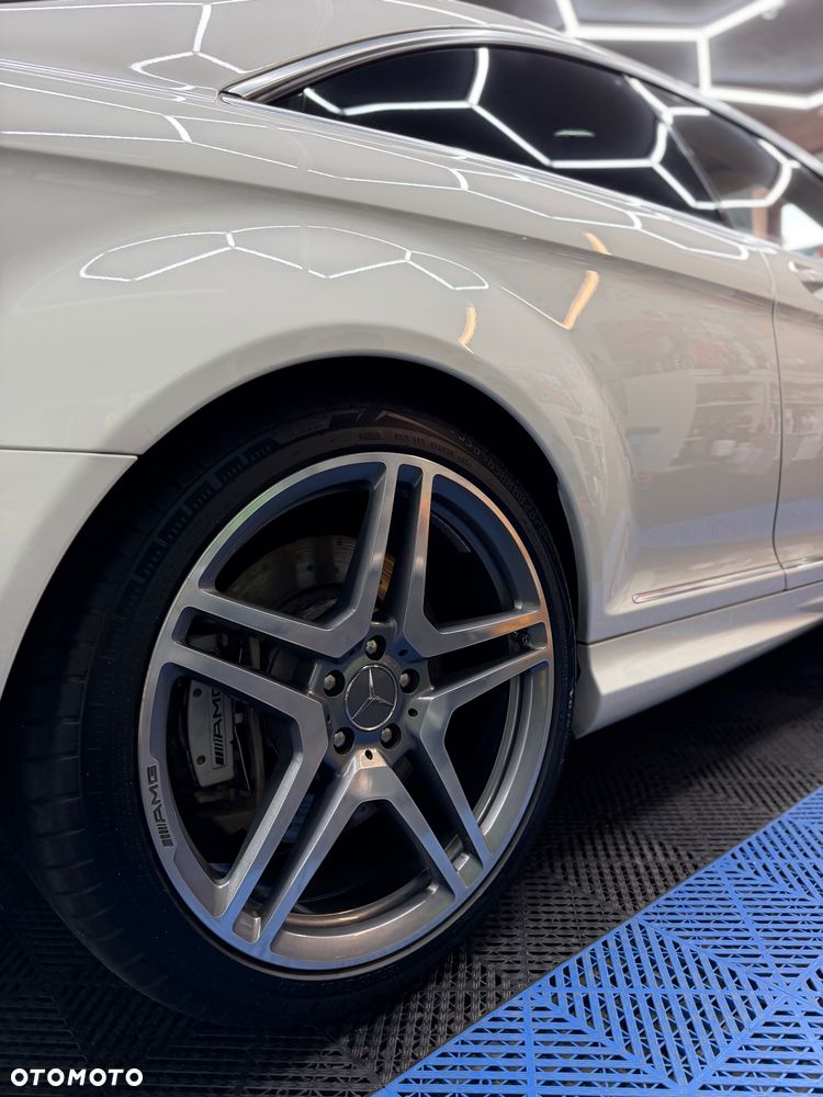 Mercedes-Benz CL - 4